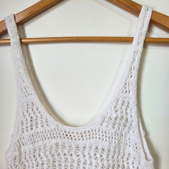 EUC HOLLISTER SCOOP NECK CROCHET TANK TOP SIZE M - Picture 10 of 14